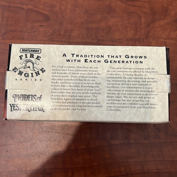 *NWT* Matchbox Fire Engine Series 1904 Merryweather Die Cast Model Car - Picture 4 of 12